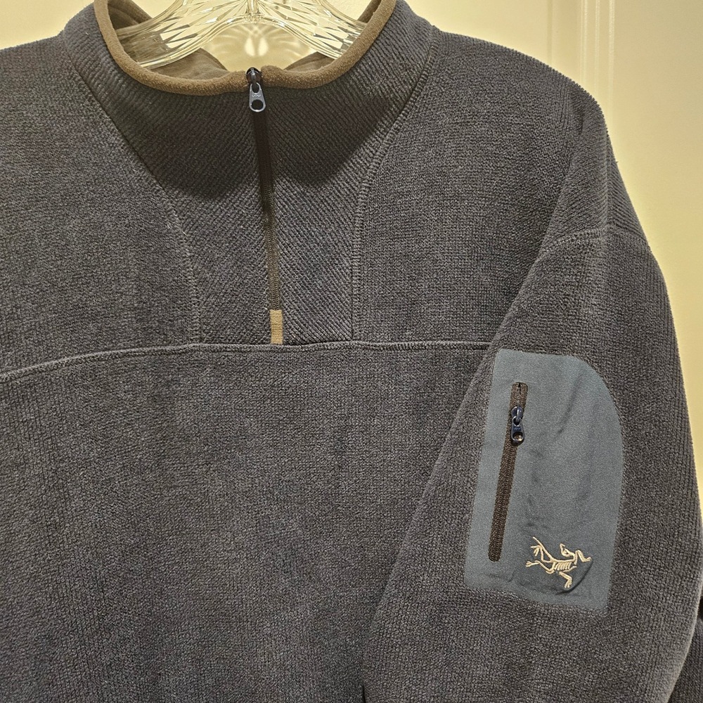 Arc'teryx Fleece Pullover Men XL Blue Polartec 1/4 Zip Sweater Bicep Pocket Logo